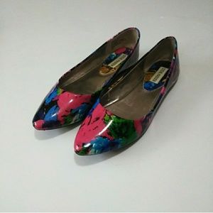 Steve Madden Floral Flats